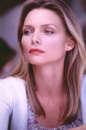 michelle_pfeiffer_1.jpg