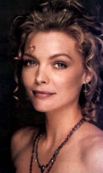 michelle_pfeiffer_3.jpg